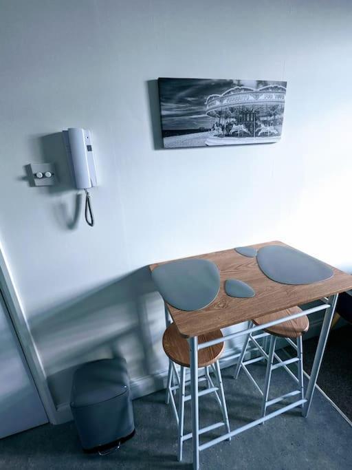 Central Brighton Studio By The Beach Esterno foto